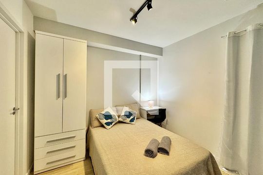 Sala / Quarto de apartamento para alugar com 1 quarto, 24m² em Perdizes, São Paulo