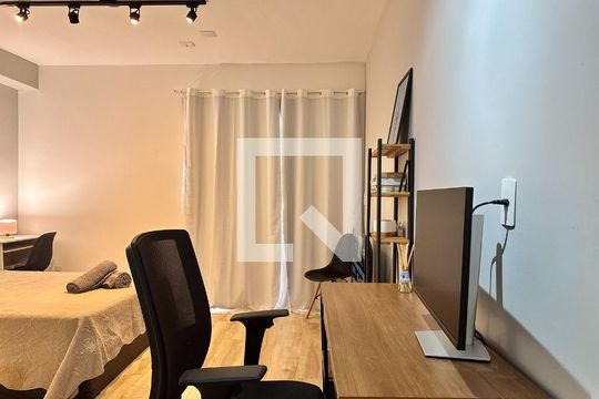 Sala / Quarto de apartamento para alugar com 1 quarto, 24m² em Perdizes, São Paulo