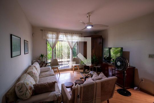 Casa à venda com 2 quartos, 126m² em Rolinópolis, São Paulo