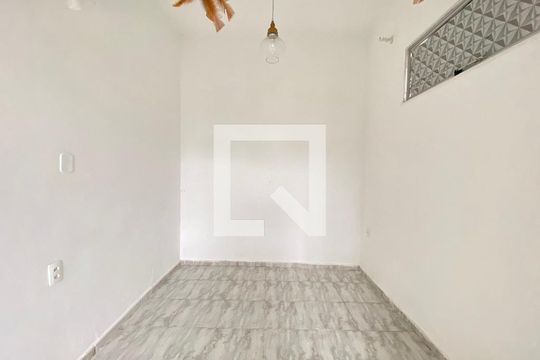 Casa à venda com 1 quarto, 120m² em Quintino Bocaiúva, Rio de Janeiro