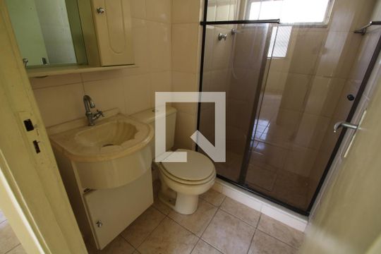 Banheiro de apartamento à venda com 1 quarto, 37m² em Taquara, Rio de Janeiro