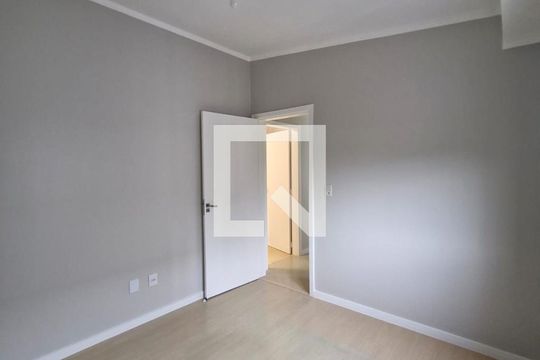 Quarto de apartamento à venda com 2 quartos, 60m² em Nonoai, Porto Alegre