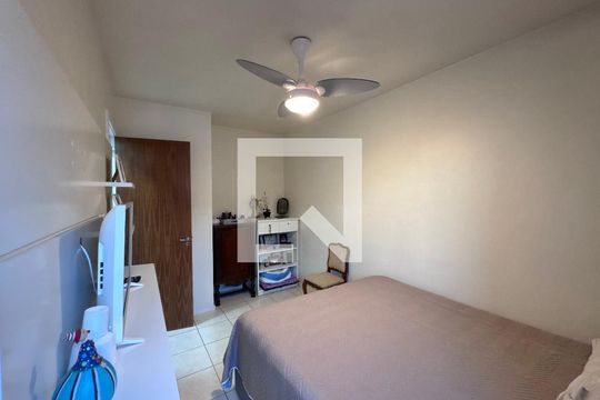 Suite de casa de condomínio à venda com 3 quartos, 118m² em Vargem Pequena, Rio de Janeiro
