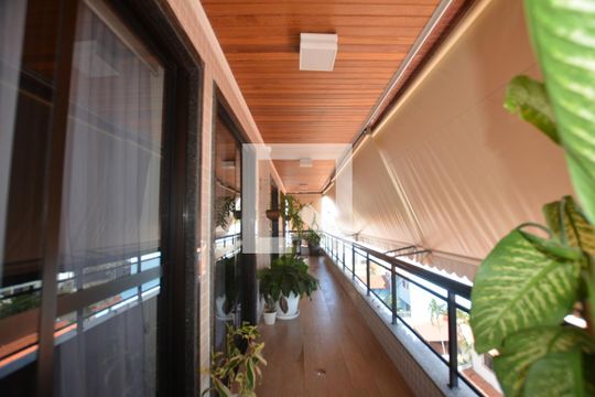 Varanda da Sala de apartamento à venda com 4 quartos, 300m² em Vila Valqueire, Rio de Janeiro
