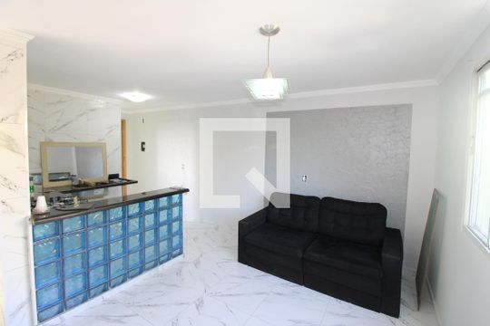 Sala / Cozinha de apartamento para alugar com 2 quartos, 48m² em Conjunto Habitacional Santa Etelvina Iii, São Paulo