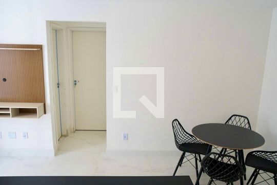 Apartamento para alugar com 2 quartos, 46m² em Jardim do Triunfo, Guarulhos