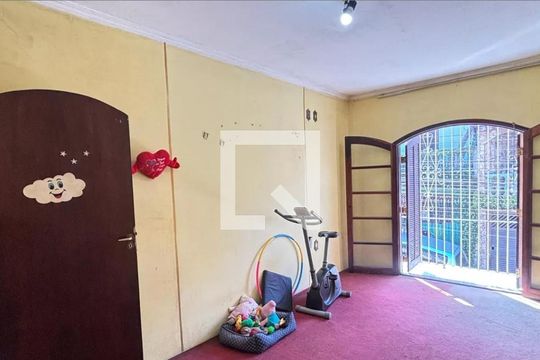 Quarto 3 de casa à venda com 3 quartos, 150m² em Vila Luzita, Santo André