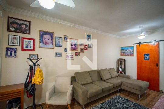 Sala de casa à venda com 4 quartos, 330m² em Jardim Adhemar de Barros, São Paulo