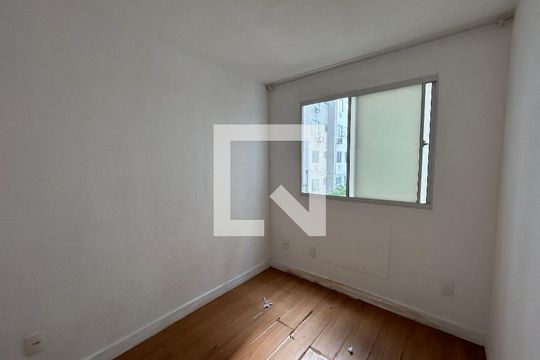 Quarto 2 de apartamento para alugar com 2 quartos, 44m² em Cavalcanti, Rio de Janeiro