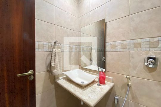 Casa à venda com 4 quartos, 271m² em Cachambi, Rio de Janeiro