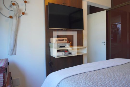 Quarto 1 suite  de apartamento à venda com 2 quartos, 87m² em Petrópolis, Porto Alegre