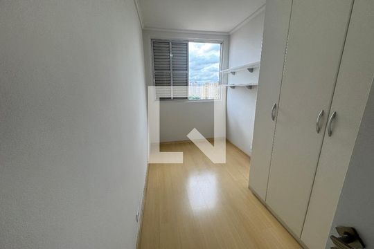 Quarto de apartamento à venda com 3 quartos, 79m² em Água Branca, São Paulo