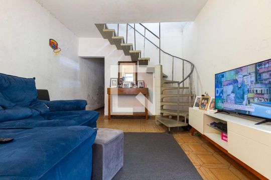 Casa para alugar com 5 quartos, 192m² em Chácara Cruzeiro do Sul, São Paulo