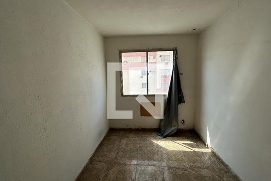 Quarto de apartamento para alugar com 1 quarto, 35m² em Pavuna, Nilópolis