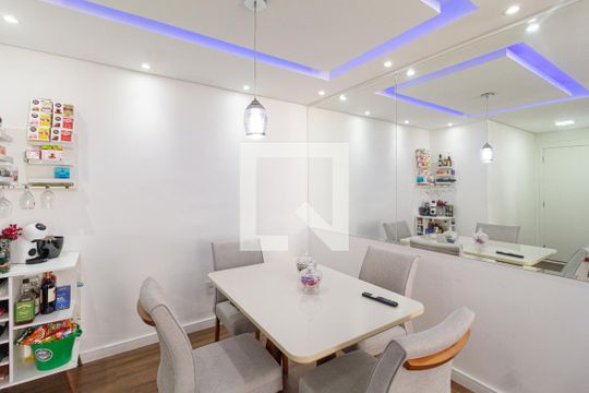 Apartamento à venda com 2 quartos, 52m² em Padroeira, Osasco