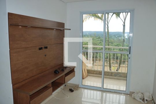 Apartamento para alugar com 3 quartos, 54m² em Jardim Isis, Cotia