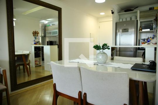 Sala de apartamento para alugar com 2 quartos, 52m² em Jd N Sra de Fatima, São Bernardo do Campo