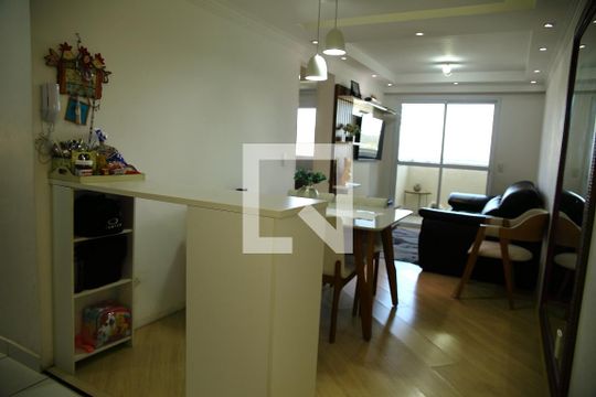 Sala de apartamento para alugar com 2 quartos, 52m² em Jd N Sra de Fatima, São Bernardo do Campo