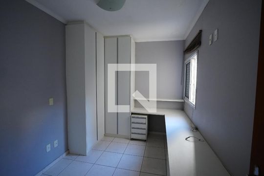 Quarto 1 de apartamento para alugar com 2 quartos, 172m² em Vila Eldizia, Santo André