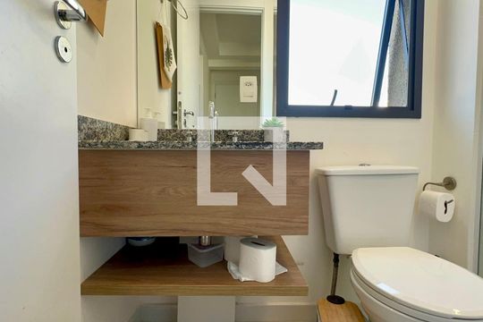 Banheiro de kitnet/studio à venda com 1 quarto, 21m² em Jardim Paulista, São Paulo