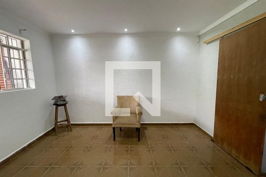Sala de casa à venda com 3 quartos, 125m² em Cidade São Francisco, São Paulo