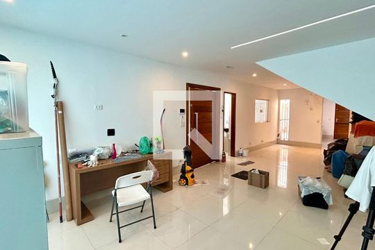 Casa à venda com 3 quartos, 162m² em Chácara São Luís, Guarulhos