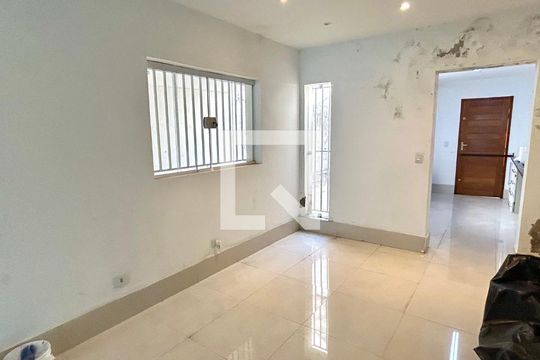 Sala de casa à venda com 3 quartos, 162m² em Chácara São Luís, Guarulhos