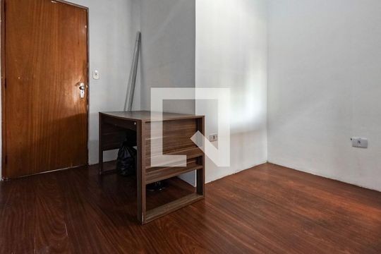 Casa para alugar com 2 quartos, 110m² em Parque Pan Americano, São Paulo