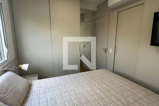 Suíte de apartamento à venda com 3 quartos, 70m² em Fazenda Santa Cândida, Campinas