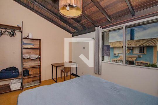 Suíte Americana de casa de condomínio para alugar com 2 quartos, 110m² em Humaitá, Porto Alegre