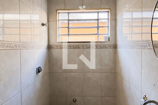 Lavabo de casa à venda com 3 quartos, 200m² em Vila Ré, São Paulo