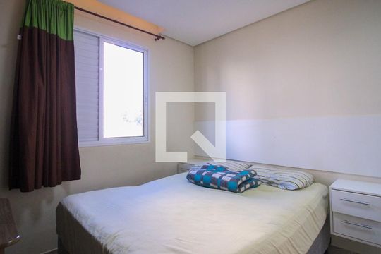 Quarto 2 de apartamento para alugar com 2 quartos, 50m² em Parque São Lourenço, São Paulo
