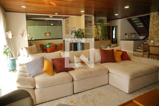 Sala de casa à venda com 6 quartos, 460m² em Jardim do Mar, São Bernardo do Campo
