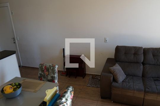 Sala de apartamento à venda com 3 quartos, 63m² em Jardim Bela Vista, Guarulhos