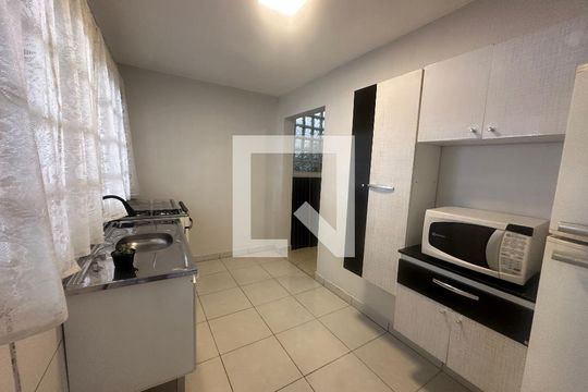 Casa para alugar com 1 quarto, 36m² em Parque Viana, Barueri