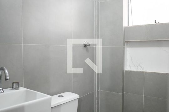 Casa para alugar com 1 quarto, 31m² em Vila Liviero, São Paulo