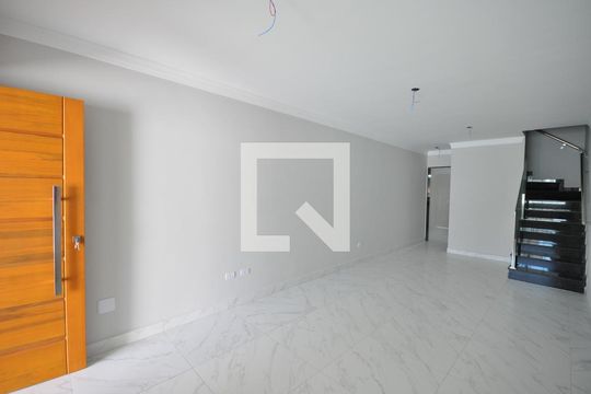 Sala de casa à venda com 3 quartos, 120m² em Vila Mazzei, São Paulo