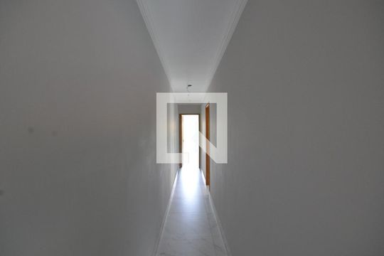 Corredor - Quartos de casa à venda com 3 quartos, 120m² em Vila Mazzei, São Paulo