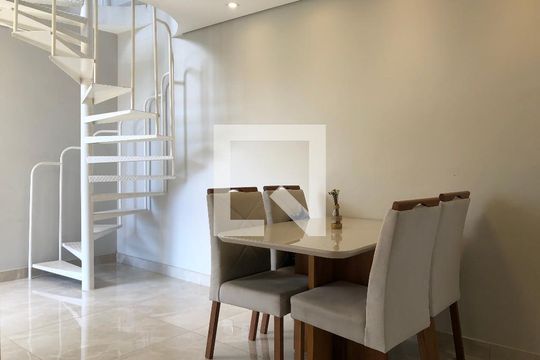 Apartamento para alugar com 2 quartos, 96m² em Frei Leopoldo, Belo Horizonte