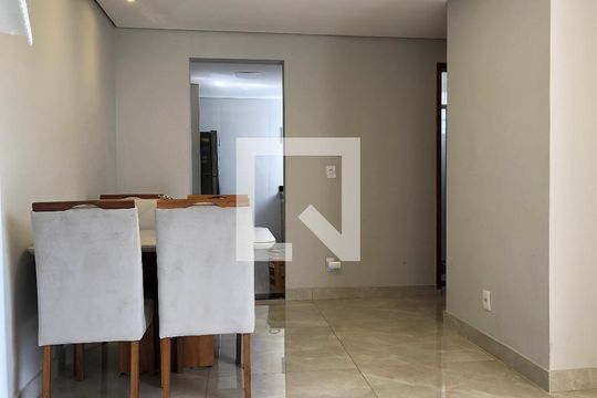 Apartamento para alugar com 2 quartos, 96m² em Frei Leopoldo, Belo Horizonte