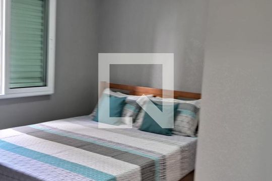 Quarto de apartamento à venda com 2 quartos, 51m² em Vila Sao Luiz (Centro), Barueri