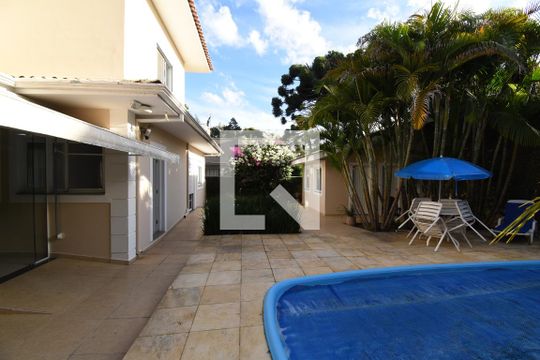 Área externa  de casa de condomínio à venda com 5 quartos, 280m² em Campo Comprido, Curitiba