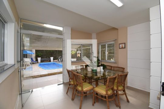 Área gourmet de casa de condomínio à venda com 5 quartos, 280m² em Campo Comprido, Curitiba