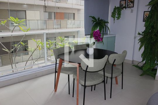 Varanda de kitnet/studio à venda com 1 quarto, 52m² em Consolação, São Paulo