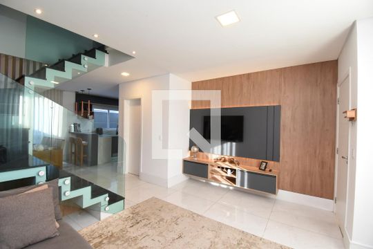 Sala de casa de condomínio à venda com 3 quartos, 148m² em Cajuru, Curitiba