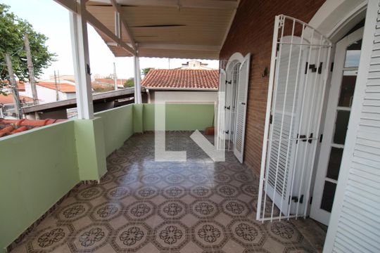 Quarto 1 de casa para alugar com 5 quartos, 261m² em Monte Castelo, São José dos Campos