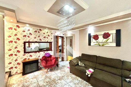 Sala de casa à venda com 4 quartos, 380m² em Vila Guilhermina, São Paulo