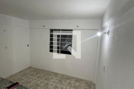 Quarto de apartamento à venda com 2 quartos, 49m² em Vila Heliopolis, São Paulo