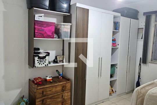 Quarto de casa à venda com 4 quartos, 167m² em Vicente de Carvalho, Rio de Janeiro