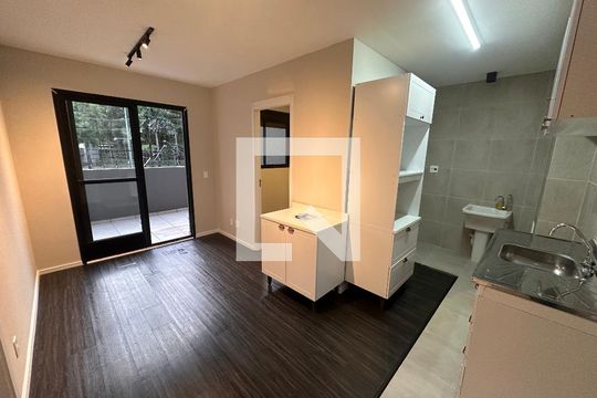 Sala de apartamento à venda com 2 quartos, 52m² em Jardim São Luís, São Paulo